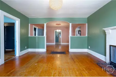 801 E 36th Street, Savannah, GA 31401 - Photo 3