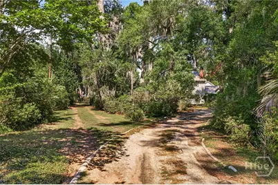 289 Center Drive, Savannah, GA 31406 - Photo 9
