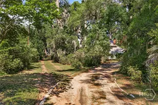 289 Center Dr, Savannah, GA 31406 - Photo 9