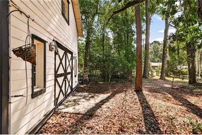 289 Center Drive, Savannah, GA 31406 - Photo 7