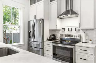 2315 Barnard St, Savannah, GA 31401 - Photo 7