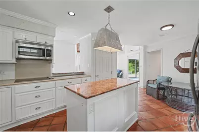 26 Hemingway Drive, Savannah, GA 31411 - Photo 9