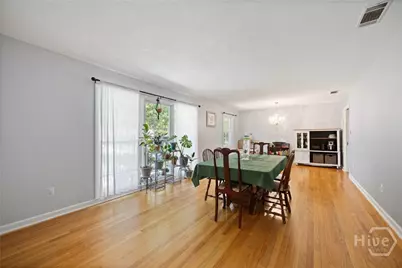384 Hunt Drive, Savannah, GA 31406 - Photo 5