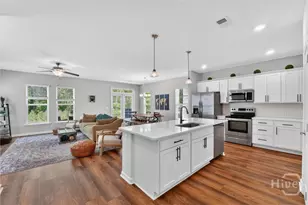 224 Flagler Dr, Savannah, GA 31419 - Photo 9