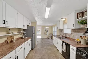 300 Deer Trail Ln, Midway, GA 31320 - Photo 3