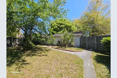 2010 Bolling Street, Savannah, GA 31404 - Photo 7