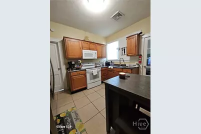 2010 Bolling Street, Savannah, GA 31404 - Photo 5