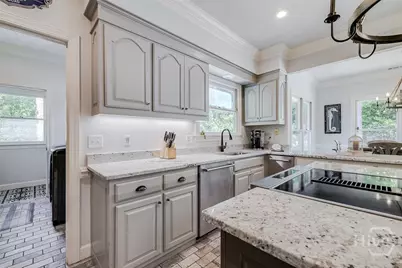 2 Thibault Lane, Savannah, GA 31411 - Photo 17