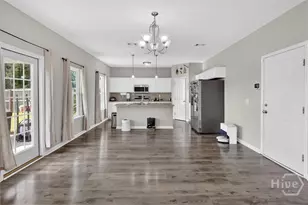 217 W W Winn Ave, Hinesville, GA 31313 - Photo 13