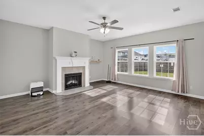 217 W W Winn Avenue, Hinesville, GA 31313 - Photo 7