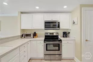 404 Butler Ave, Tybee Island, GA 31328 - Photo 9