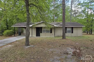 219 Surrey Rd, Hinesville, GA 31313 - Photo 3