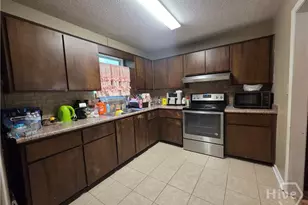 219 Surrey Rd, Hinesville, GA 31313 - Photo 9