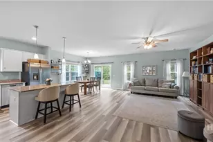 1431 Waybridge Way, Richmond Hill, GA 31324 - Photo 5