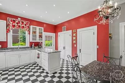 523 E Gaston Street, Savannah, GA 31401 - Photo 11
