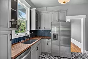 1901 E Henry St, Savannah, GA 31404 - Photo 29