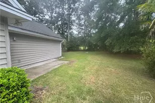 75 Oak Ridge Cir, Richmond Hill, GA 31324 - Photo 7