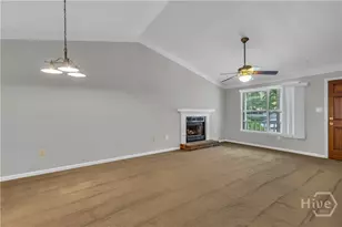 3 Longview Bluff Dr E, Savannah, GA 31419 - Photo 5