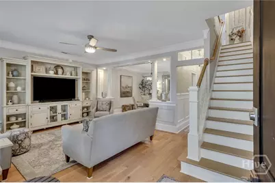 621 Tattnall Street, Savannah, GA 31401 - Photo 7