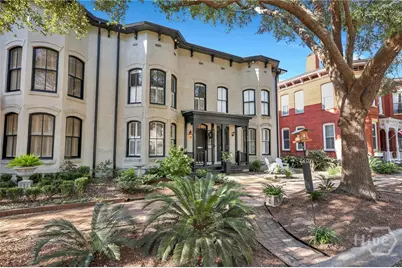 621 Tattnall Street, Savannah, GA 31401 - Photo 1