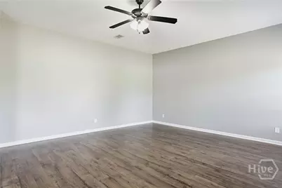 669 Red Oak Lane, Hinesville, GA 31313 - Photo 17