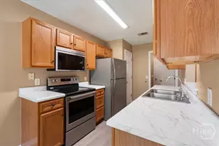 420 Laurel Hill Cir, Richmond Hill, GA 31324 - Photo 5