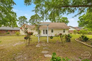 762 Robin Hood Dr, Hinesville, GA 31313 - Photo 31
