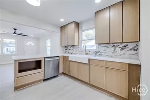 2110 E 56th St, Savannah, GA 31406 - Photo 9