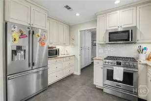 2 Brooks Ln, Savannah, GA 31411 - Photo 23