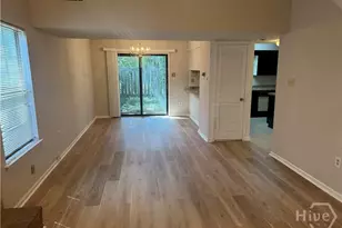 145 Holland Park Cir, Savannah, GA 31419 - Photo 3