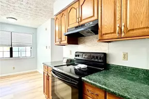 208 Westminister Rd, Savannah, GA 31419 - Photo 13