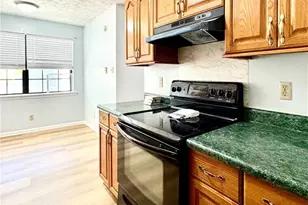 208 Westminister Rd, Savannah, GA 31419 - Photo 17