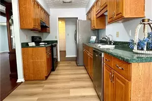 208 Westminister Rd, Savannah, GA 31419 - Photo 15