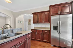 522 E 40th St, Savannah, GA 31401 - Photo 13