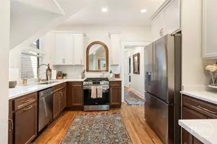 858 E 35th St, Savannah, GA 31401 - Photo 1