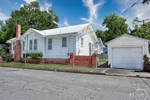 1301 E 38th St, Savannah, GA 31404 - Photo 3