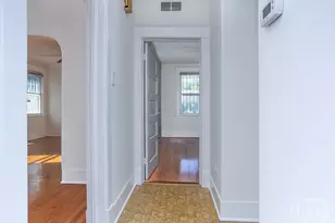 1301 E 38th St, Savannah, GA 31404 - Photo 17