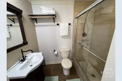 107 W 37th Street, Savannah, GA 31401 - Photo 21