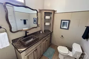 107 W 37th St, Savannah, GA 31401 - Photo 9