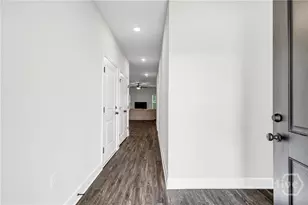 28 Muhly Loop, Richmond Hill, GA 31324 - Photo 5