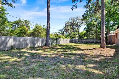 2208 Lorraine Court, Savannah, GA 31404 - Photo 35