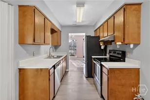 6 N Nicholson Cir, Savannah, GA 31419 - Photo 9