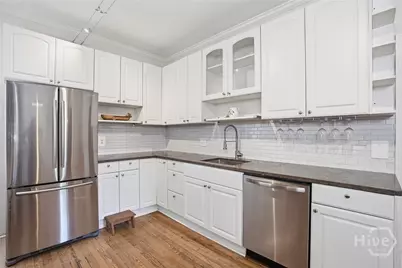 404 E 51st Street, Savannah, GA 31405 - Photo 15