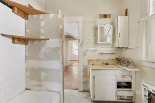 630 E 40th St, Savannah, GA 31401 - Photo 19