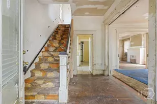 630 E 40th St, Savannah, GA 31401 - Photo 3