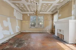 630 E 40th St, Savannah, GA 31401 - Photo 7