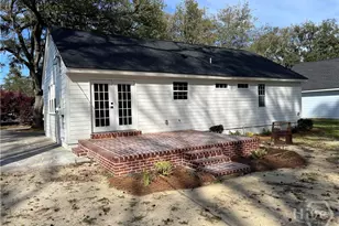 233 E Derenne Ave, Savannah, GA 31405 - Photo 15