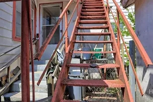 223 W 38th St, Savannah, GA 31401 - Photo 49