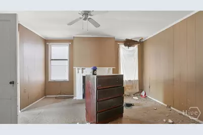 223 W 38th Street, Savannah, GA 31401 - Photo 35
