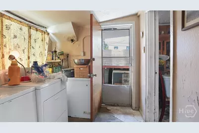 223 W 38th Street, Savannah, GA 31401 - Photo 17